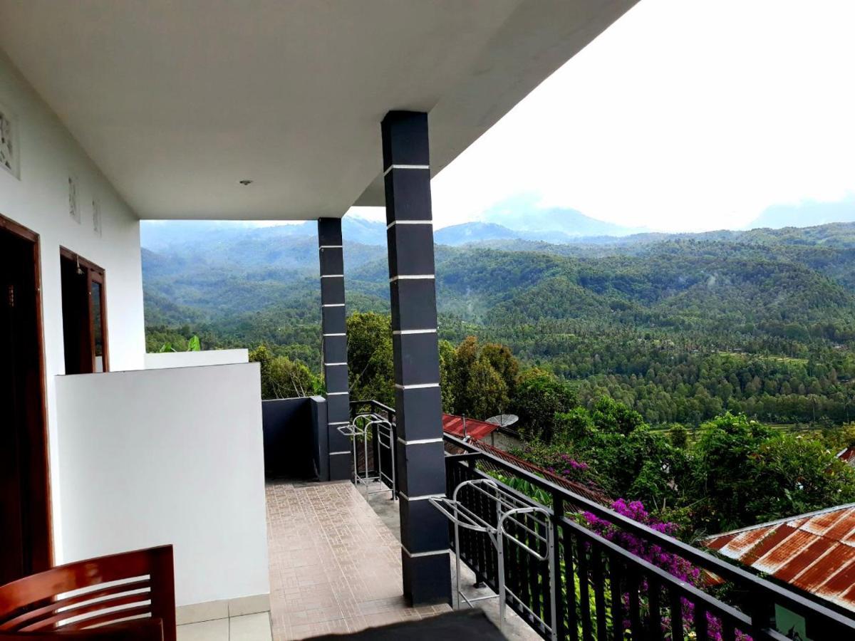 One Homestay And Warung Мундук Екстер'єр фото