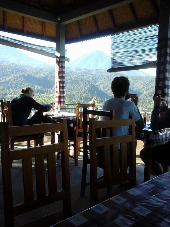 One Homestay And Warung Мундук Екстер'єр фото