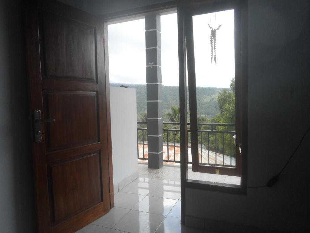 One Homestay And Warung Мундук Екстер'єр фото