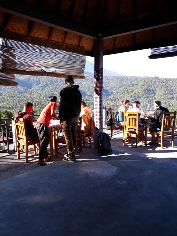 One Homestay And Warung Мундук Екстер'єр фото